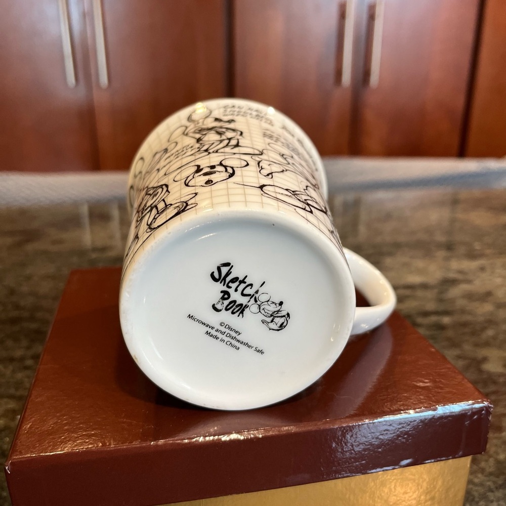 Disney Sketchbook Mugs Set Mickey & Minnie Mouse Ceramic Coffee Tea Cups New OBO - Picture 9 of 16
